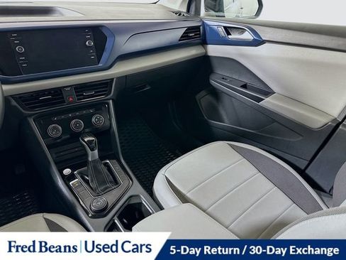 Used 2023 Volkswagen Taos SE AWD/4WD image 22