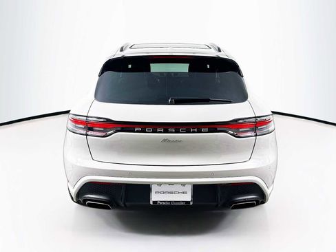 New 2026 Porsche Macan image 10