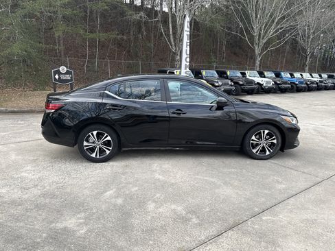 Used 2022 Nissan Sentra SV image 8