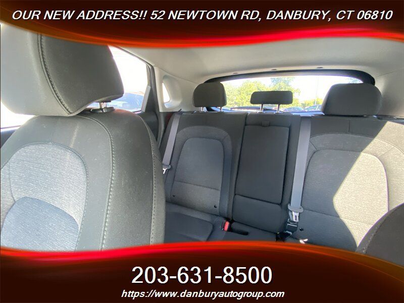 Used 2023 Hyundai Kona SEL w/ Cargo Package FWD image 17