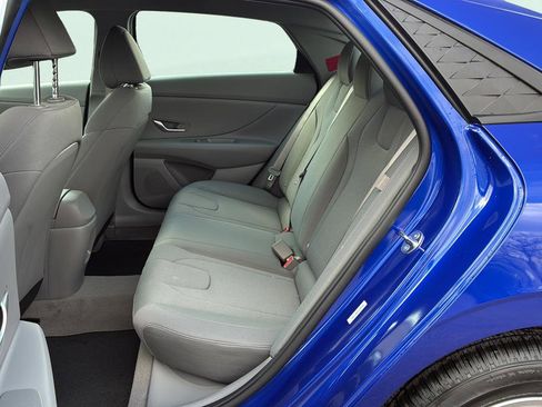 New 2026 Hyundai Elantra SE FWD image 14