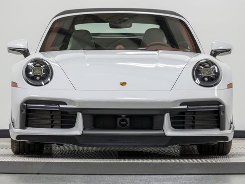 Used 2022 Porsche 911 Turbo S AWD/4WD image 20