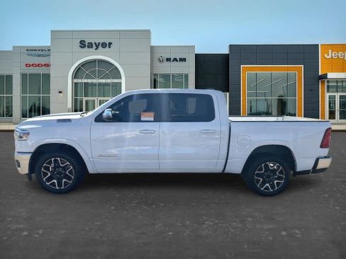 Used 2025 RAM 1500 Laramie AWD/4WD image 6