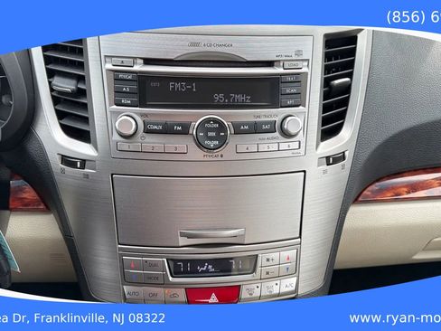 Used 2010 Subaru Legacy 3.6R Limited image 10