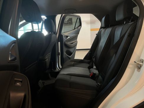 Used 2025 Buick Encore GX Preferred FWD image 24