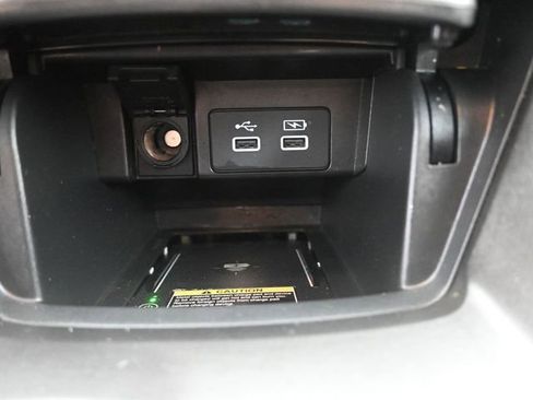 Used 2021 Honda Accord Touring image 4