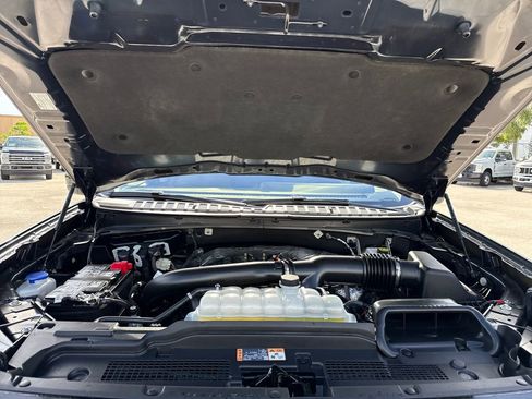 Used 2025 Ford Expedition Max Active image 29