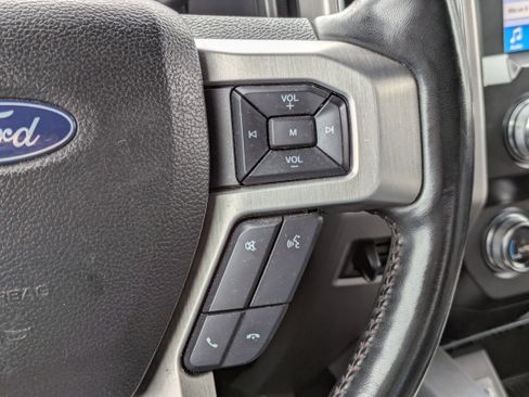 Used 2019 Ford F250 Platinum w/ Platinum Ultimate Package image 16