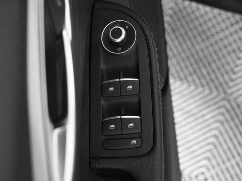 New 2025 Alfa Romeo Giulia w/ Driving Assist Package image 42