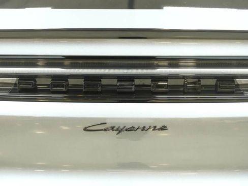 New 2026 Porsche Cayenne Coupe image 40