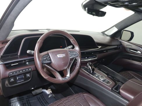 Used 2021 Cadillac Escalade ESV Sport Platinum w/ LPO, ONYX Package AWD/4WD image 33
