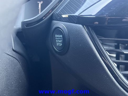 Certified 2025 Ford Escape ST-Line FWD image 9