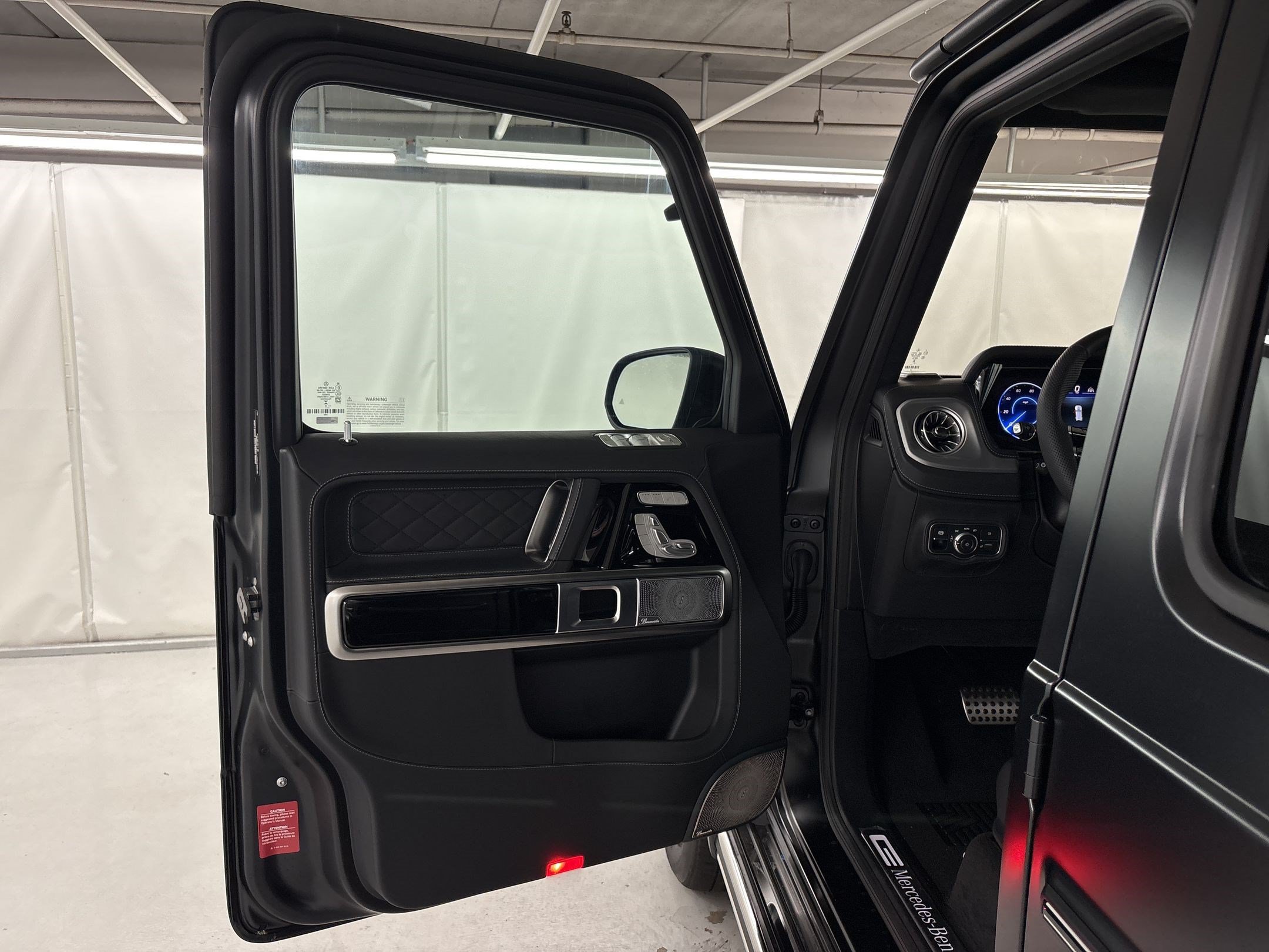 New 2027 Mercedes-Benz G 580 e image 14