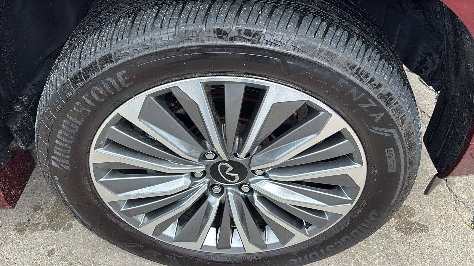 Used 2025 INFINITI QX80 Luxe RWD image 10