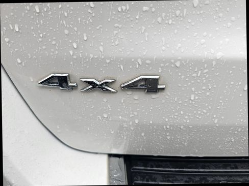 Used 2020 Jeep Grand Cherokee Limited AWD/4WD image 32
