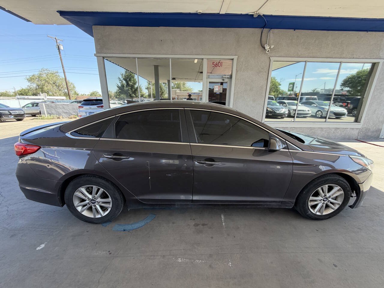 Used 2017 Hyundai Sonata SE FWD image 9