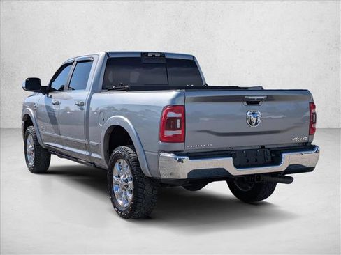 Used 2022 RAM 2500 Limited AWD/4WD image 7