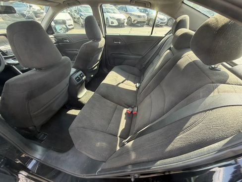 Used 2015 Honda Accord EX image 18