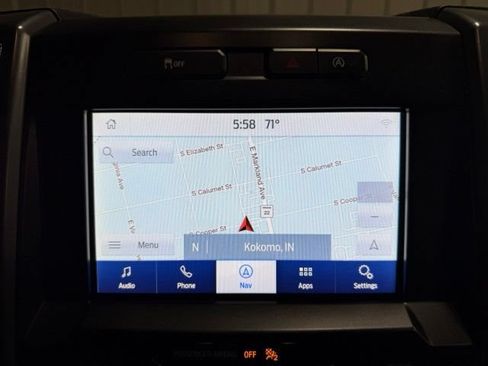 Used 2019 Ford F150 XLT w/ Equipment Group 302A Luxury AWD/4WD image 39