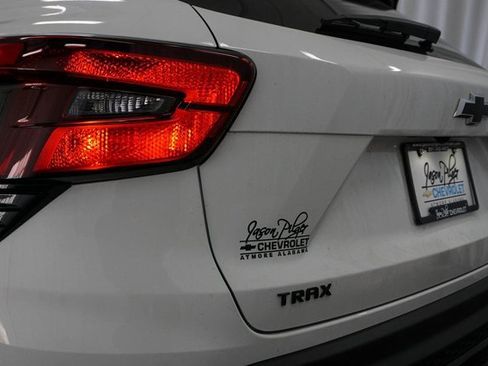 New 2026 Chevrolet Trax RS w/ Driver Confidence Package image 15