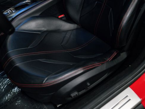 Used 2020 Ferrari 812 Superfast image 13