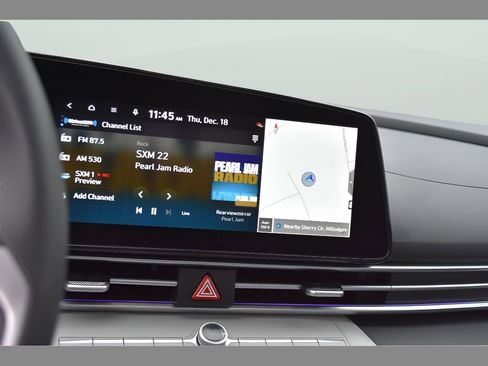 New 2026 Hyundai Elantra Limited FWD image 22