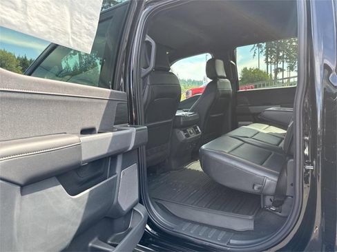 New 2025 Ford F150 Lariat w/ Equipment Group 501A Mid image 22