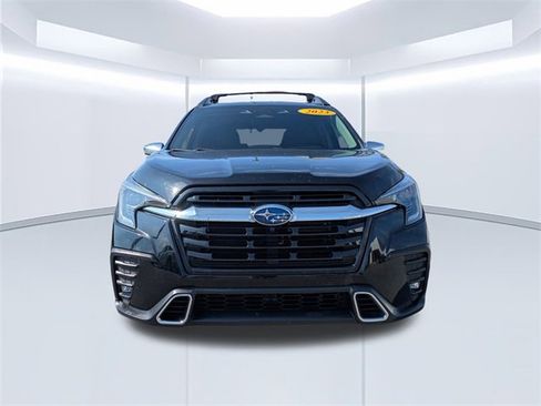 Used 2023 Subaru Ascent Touring image 10