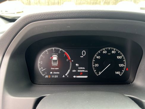 Certified 2025 Honda Ridgeline TrailSport+ image 15