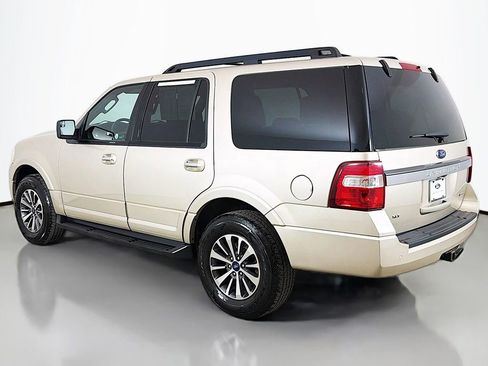 Used 2017 Ford Expedition XLT w/ Equipment Group 201A AWD/4WD image 6