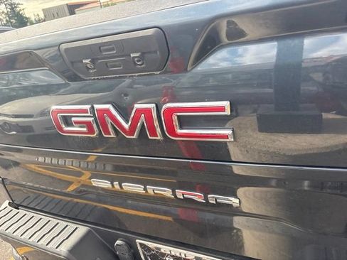 Used 2019 GMC Sierra 1500 AT4 w/ Off Road Performance Package AWD/4WD image 18