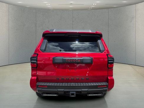 Used 2025 Toyota 4Runner TRD Off-Road Premium AWD/4WD image 4