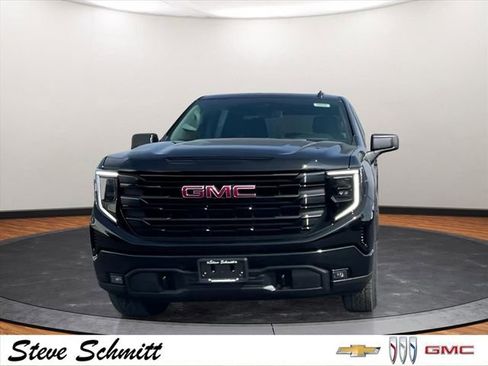 New 2026 GMC Sierra 1500 Elevation image 3