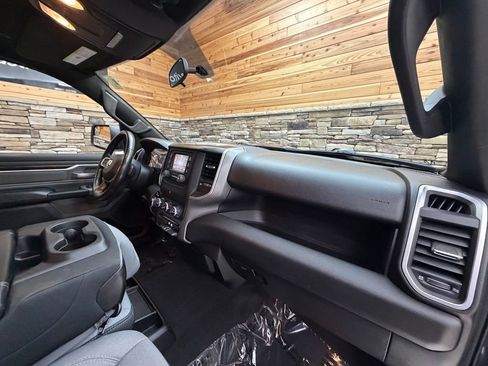 Used 2021 RAM 1500 Big Horn image 14