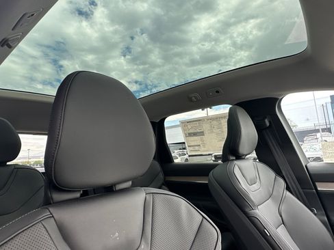 New 2025 Volvo EX90 Plus w/ Protection Package Premier image 19