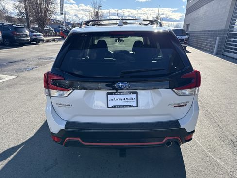 Used 2022 Subaru Forester Sport image 5