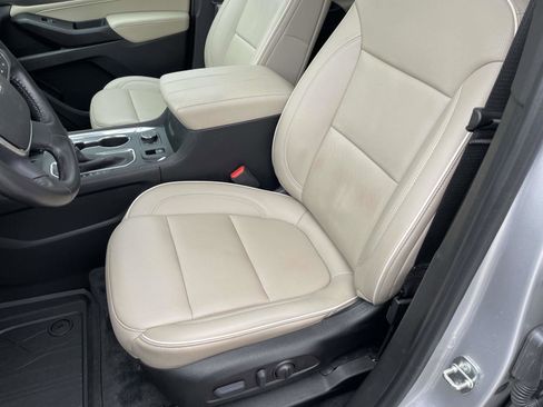 Certified 2022 Chevrolet Traverse Premier w/ LPO, Floor Liner Package AWD/4WD image 14