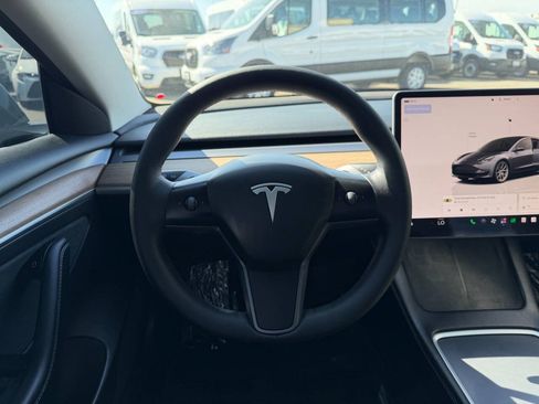 Used 2023 Tesla Model 3 Standard Range RWD image 23