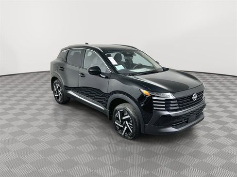 New 2026 Nissan Kicks SV image 2