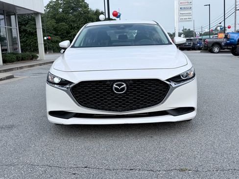 Used 2022 MAZDA MAZDA3 s FWD image 3