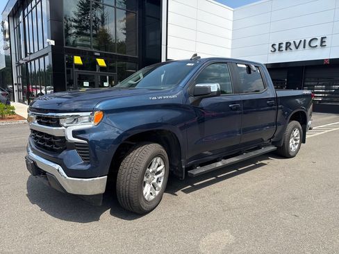 Used 2023 Chevrolet Silverado 1500 LT AWD/4WD image 1