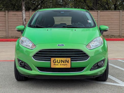 Used 2015 Ford Fiesta Titanium image 9
