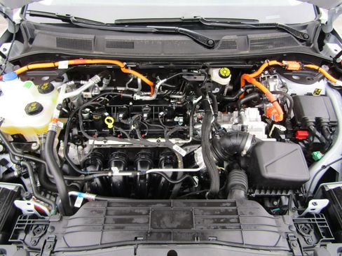 Used 2025 Lincoln Corsair Grand Touring w/ Equipment Group 301A AWD/4WD image 42