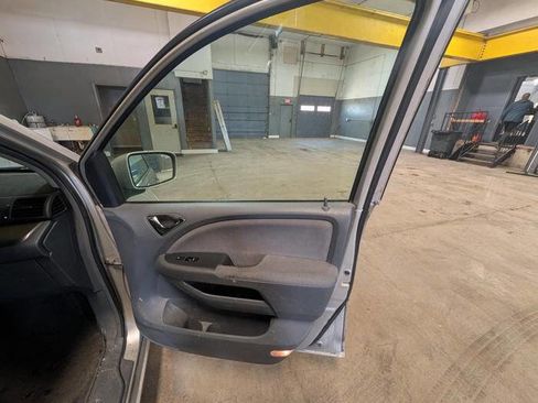 Used 2005 Honda Odyssey EX image 29