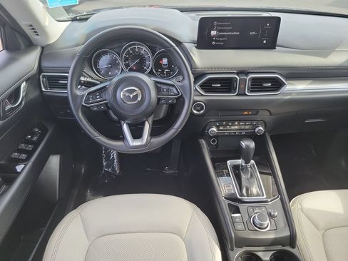 Certified 2025 MAZDA CX-5 AWD 2.5 S w/ Preferred Package image 4