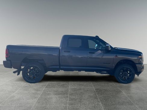 New 2026 RAM 2500 Big Horn AWD/4WD image 6