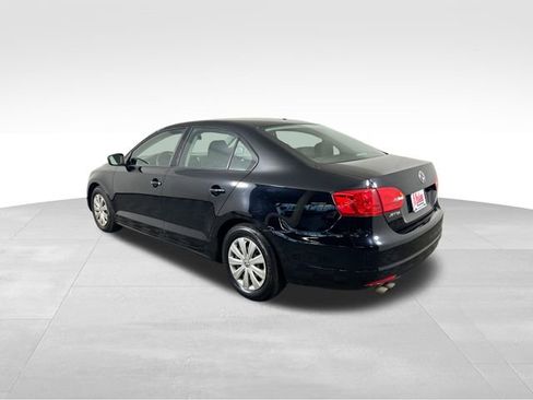 Used 2014 Volkswagen Jetta S image 4