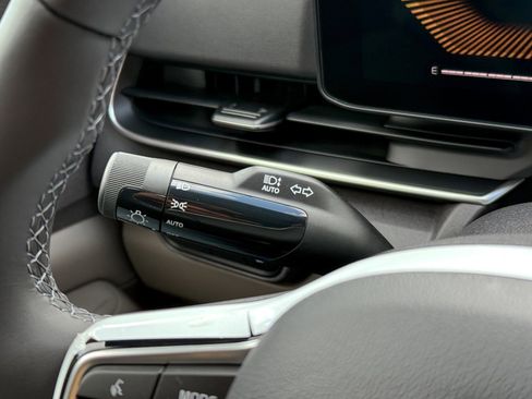 New 2026 Kia Carnival EX image 27