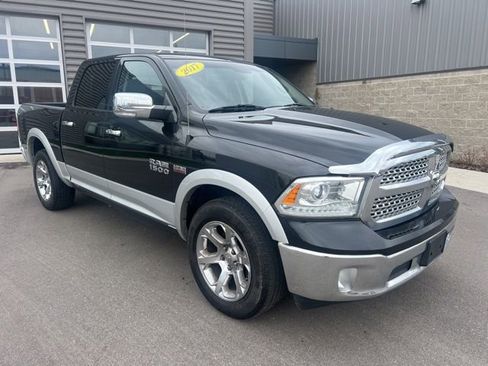 Used 2017 RAM 1500 Laramie w/ Convenience Group image 3