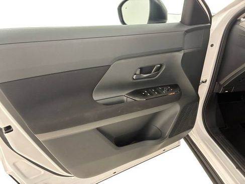 Used 2025 Nissan Kicks S FWD image 13